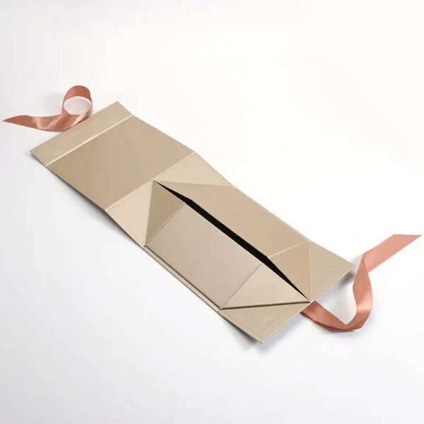 Collapsible Gift Box With Ribbon