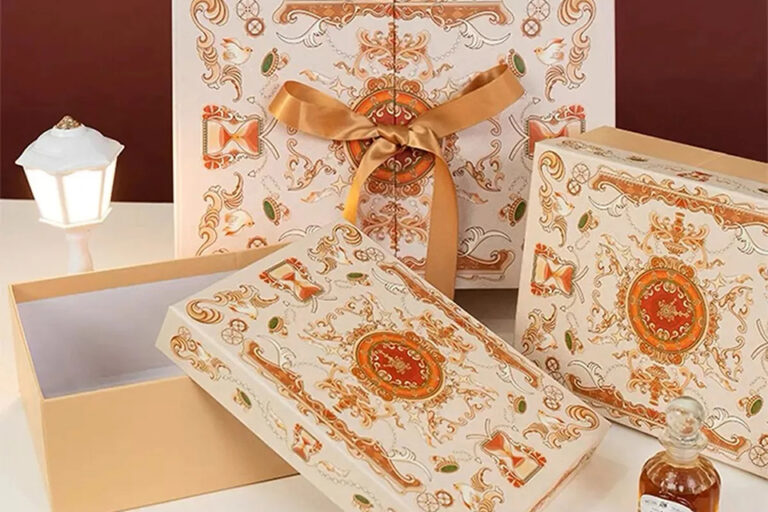 Why Is The Lid And Base Gift Box The First Choice For Packaging